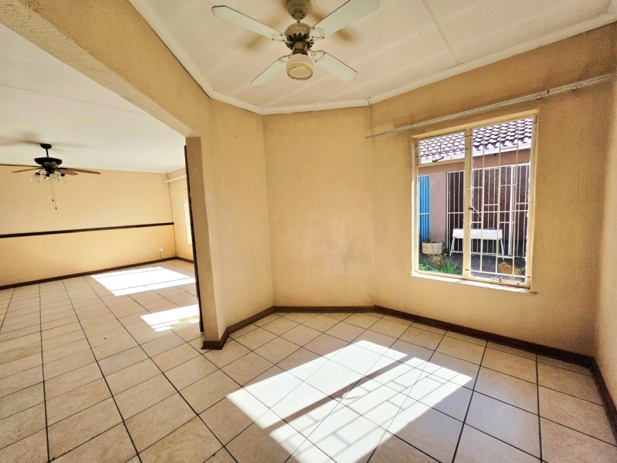 2 Bedroom Property for Sale in Uitsig Free State